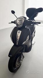 Beverly 300