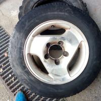 treno gomme e cerchi per Suzuki Vitara 235/60 r16