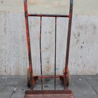 Carrello portaoggetti voluminosi