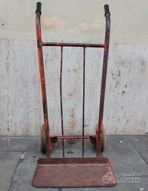Carrello portaoggetti voluminosi