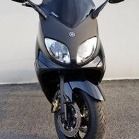 Yamaha T-Max 500