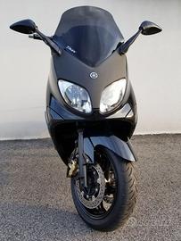 Yamaha T-Max 500