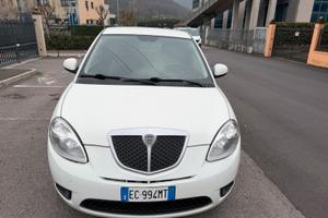 Lancia ypisoln 1200 benzina 2010