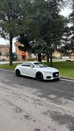 Audi TT mk3 Sline