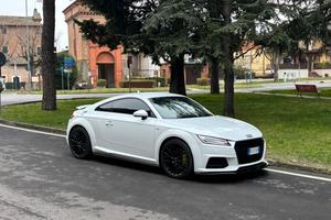 Audi TT mk3 Sline