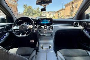 MERCEDES GLC AMG FULL PARI AL NUOVO