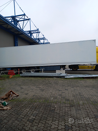 Semirimorchio Weka 3 assi con le porte