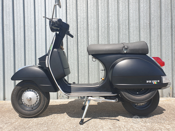 Vespa PX150 Arcobaleno