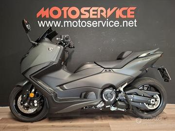Yamaha T Max 560