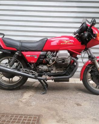 Guzzi 850 Le Mans