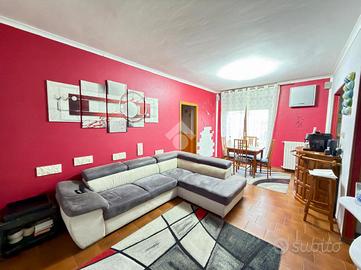 3 LOCALI A CASTEL GOFFREDO