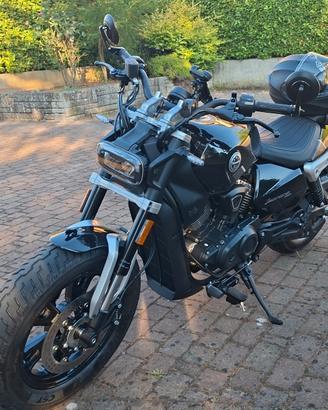 Leoncino Bobber Benelli
