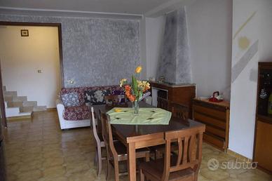 Appartamento di 110 m² con 3 locali a Minturno