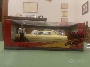 ‘65 CADILLAC COUPE DE VILLE 1:18 LE IENE JADA TOYS