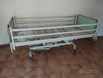 Letto multifunzione, tipo ospedale