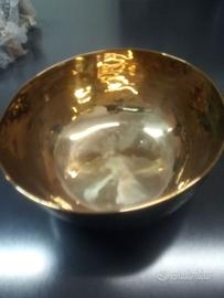 Coppa in bronzo martellato