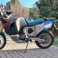 Honda XRV 750 Africa Twin RD04