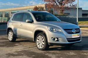 Volkswagen Tiguan 2.0 TDI DPF 4MOTION DSG Sport & 