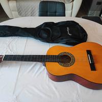 Chitarra classica Toledo Modello CG/YW 100 