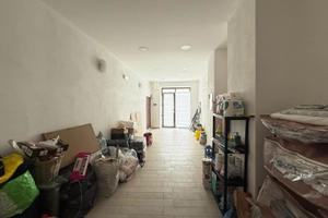 Rif.E06233| negozio palazzolo acreide