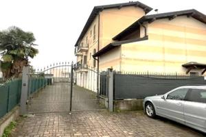 Immobile in asta di 91 m² con 3 locali e box auto 