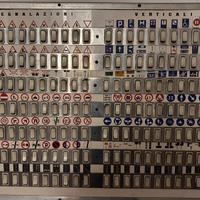 Pannello luminoso per la didattica da autoscuola