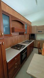 CUCINA IN LEGNO MASSELLO COMPLETA – ARTIGIANALE