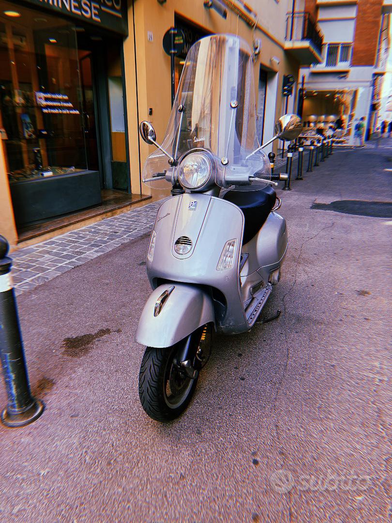 Vendo Vespa Vespa Gt 250 Usata Piaggio Vespa 250 GTS 2006 Moto E