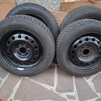 GOMME INVERNALI COMPLETE CERCHI 195/60 R15