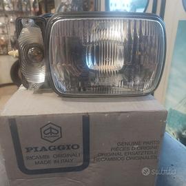 FANALE ANTERIORE DESTRO PIAGGIO APE CAR/MAX DIESEL