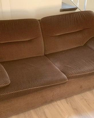 Divano letto anni ‘70 morbido e comodo