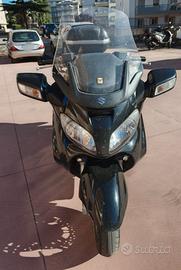 Suzuki Burgman 650