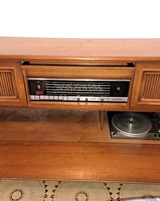 MOBILE GRUNDIG STEREO