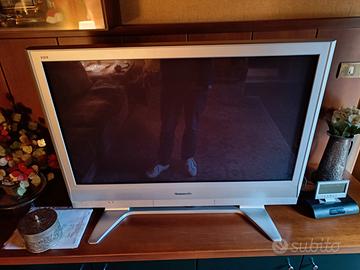 Panasonic Viera TH-42PV45E