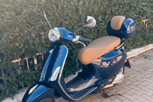 Vespa primavera 125