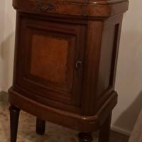 comodino stile liberty in  radica di noce