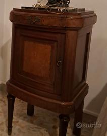 comodino stile liberty in  radica di noce