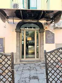 Bottega adibita a bar da richiedere solo licenza