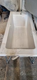 Vasca da bagno 160x70 con pannellature NUOVA