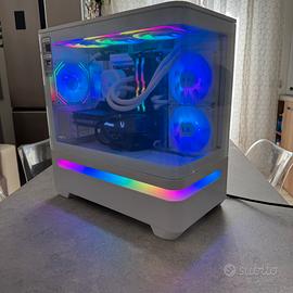 Pc gaming NUOVO bianco ultra 7 32gb ram e rtx5070