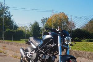 Ducati Monster 600 A2