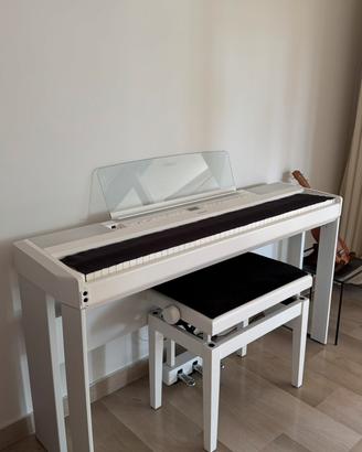 Yamaha P525