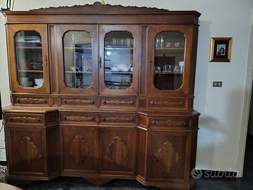 credenza in legno  