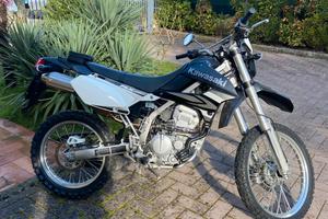 moto Kawasaki klx 250