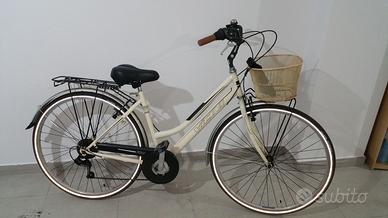 Bicicletta city bike