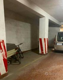 Posto auto smart / moto Viale Michelangelo 187 /