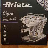 macchina per caffè cialde e polvere