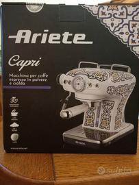 macchina per caffè cialde e polvere