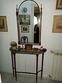 Tavolino con specchiera