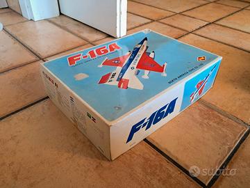 aereo caccia vintage us air force  F 16A America 